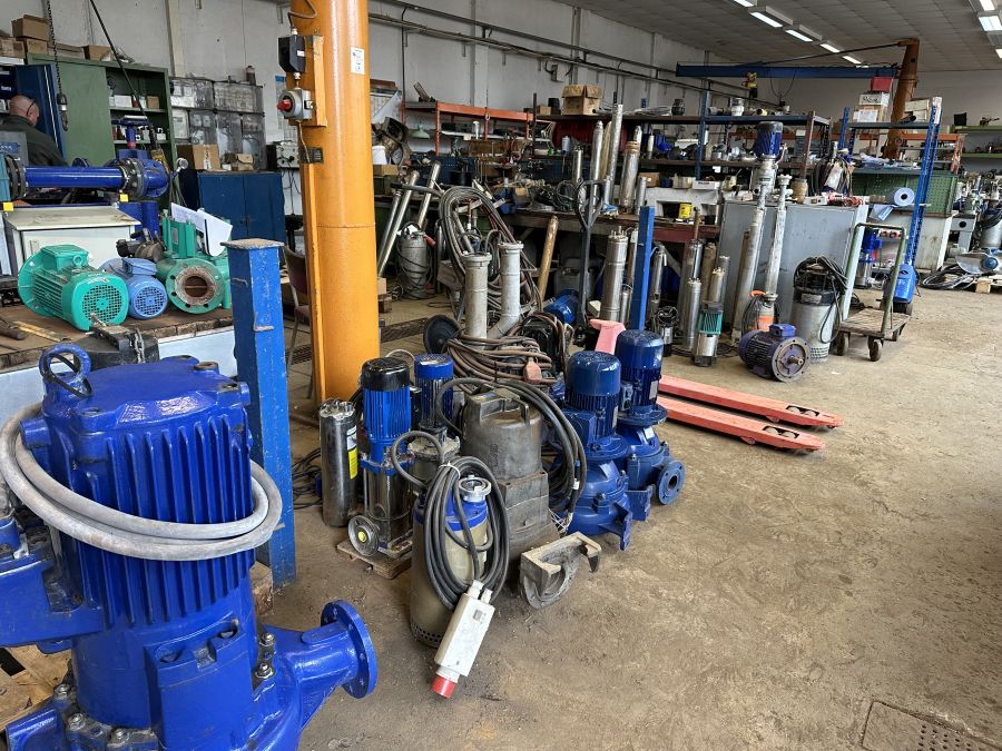 Pumpen- und Motorenposten – Tauchpumpen, Kreiselpumpen, Druckerhöhungsanlagen und E-Motoren
